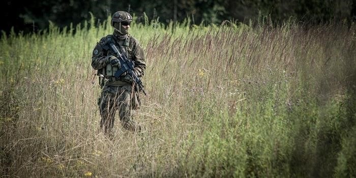 Сможете ли вы стать генералом через несколько лет? Легко. Или как родиться красивым генералом, звание, армия, длинная застава.