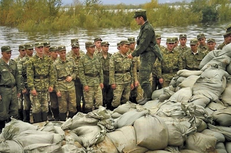 Способность военных подразделений реагировать на стихийные бедствия в городских условиях